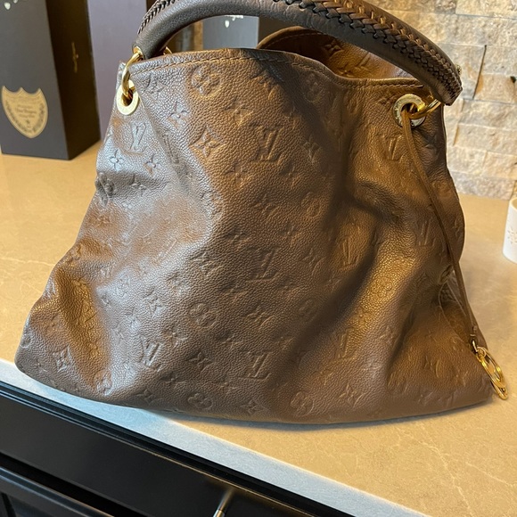 Louis Vuitton artsy - Picture 6 of 11